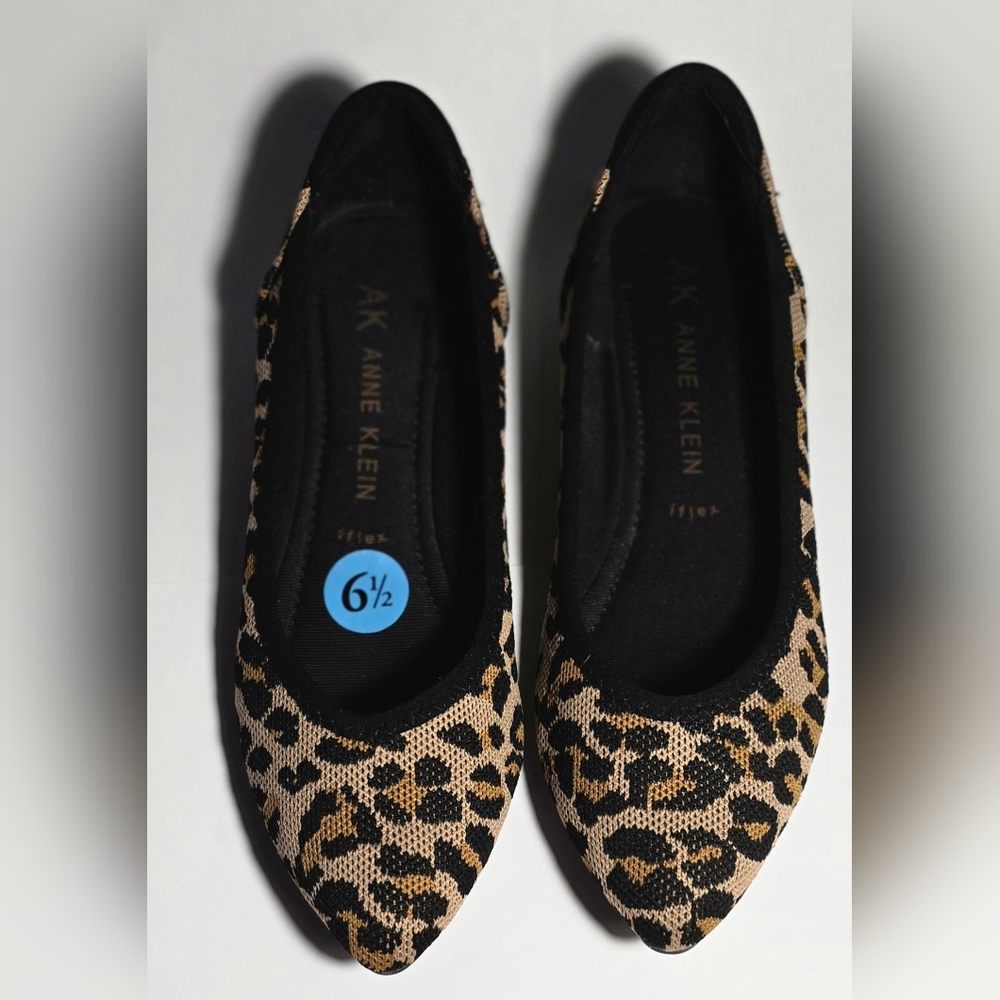 NEW Anne Klein Leopard Size 6.5 Print Women's Flats - Picture 2 of 8